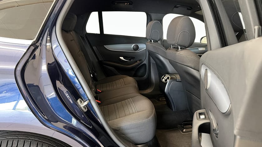 Bild 5 av Mercedes-Benz EQC 400 4MATIC
