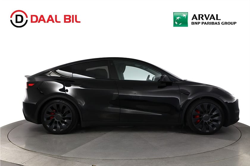 Bild 5 av Tesla Model Y Performance