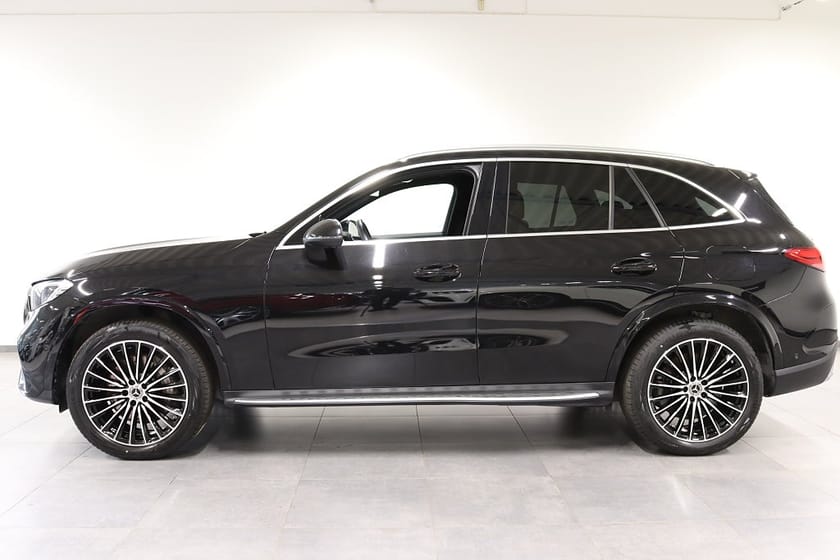 Bild 3 av Mercedes-Benz GLC 300 e 4MATIC