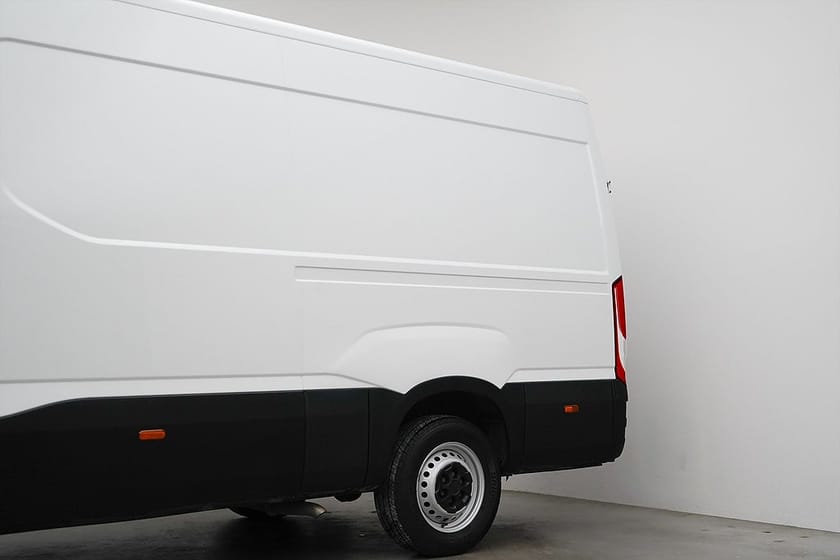 Bild 3 av Iveco Daily 35-140 Van