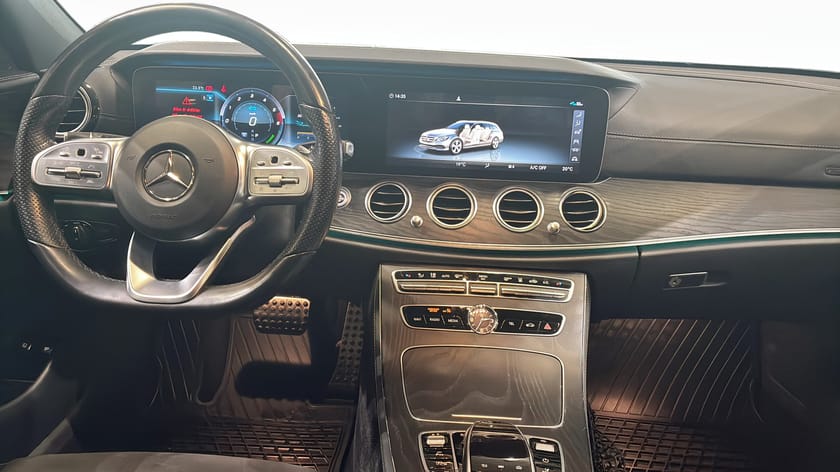 Bild 4 av Mercedes-Benz E 300 de T PLUG-IN