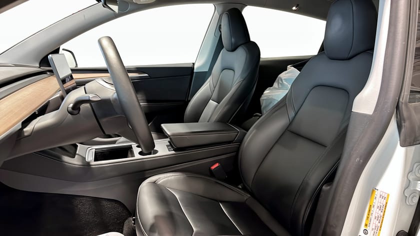 Bild 5 av Tesla Model Y Long Range AWD