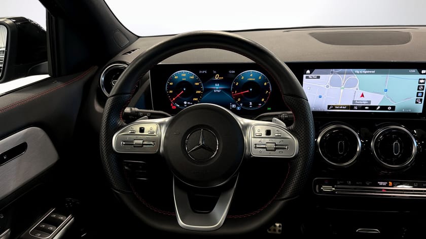 Bild 4 av Mercedes-Benz GLA 250 4MATIC