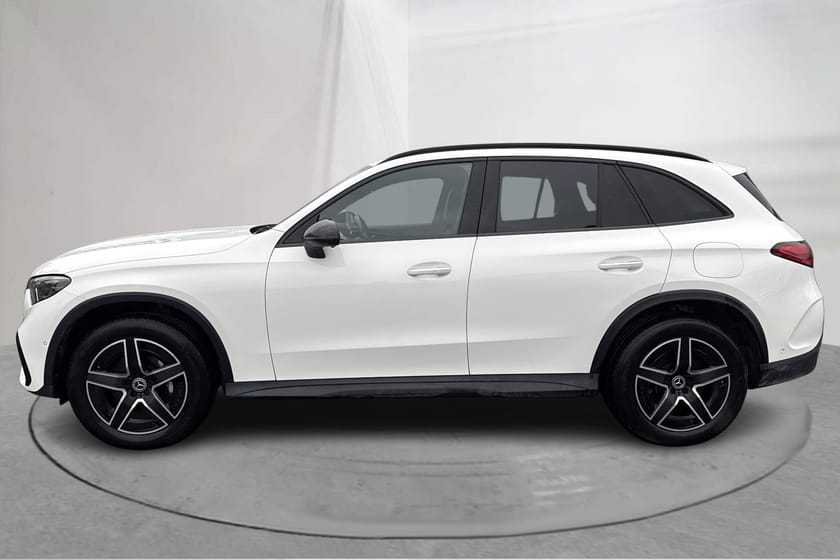 Bild 2 av Mercedes-Benz GLC 300 e 4MATIC