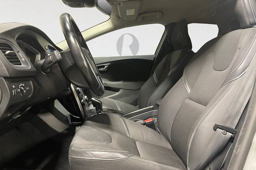 Bild 3 av Volvo V40