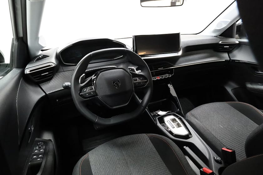 Bild 3 av Peugeot 208 HYBRID 100