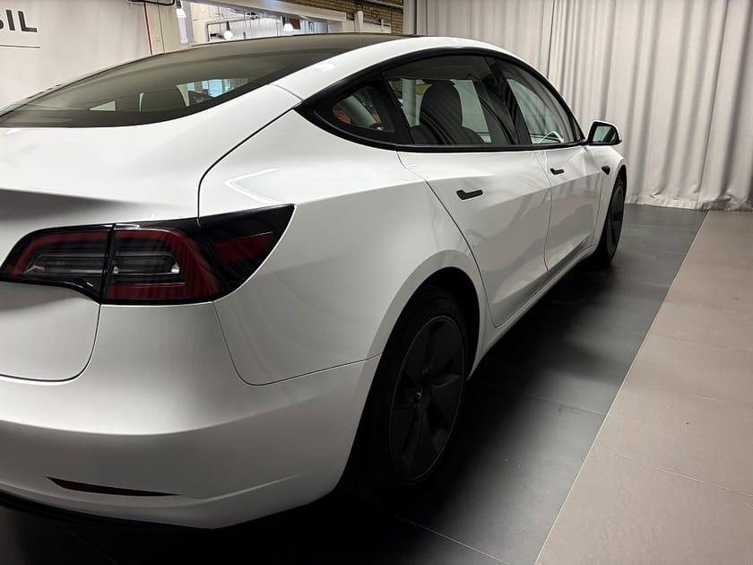 Bild 5 av Tesla Model 3 Standard Range