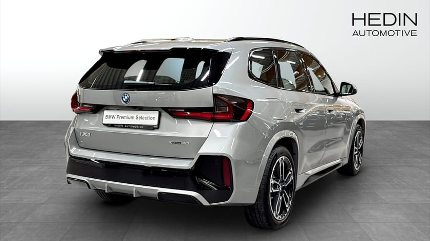 Bild 2 av BMW iX1 xDrive30