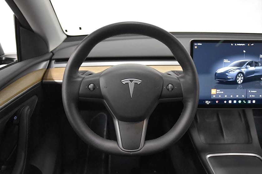 Bild 2 av Tesla Model Y Long Range AWD