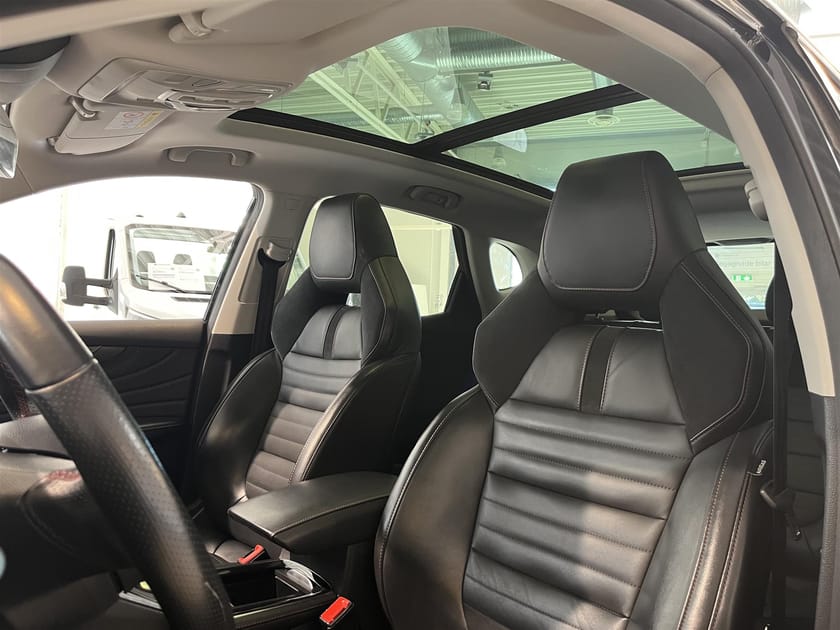 Bild 3 av MG EHS PHEV