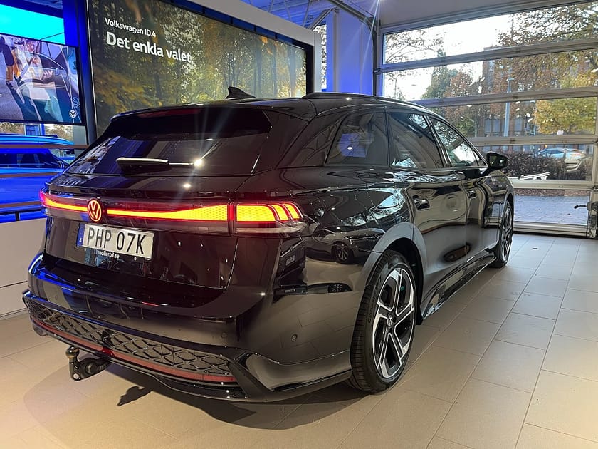 Bild 2 av Volkswagen ID.7 GTX Tourer