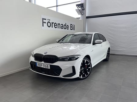BMW 330e xDrive Sedan