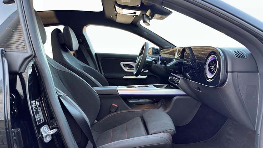 Bild 3 av Mercedes-Benz CLA 250+