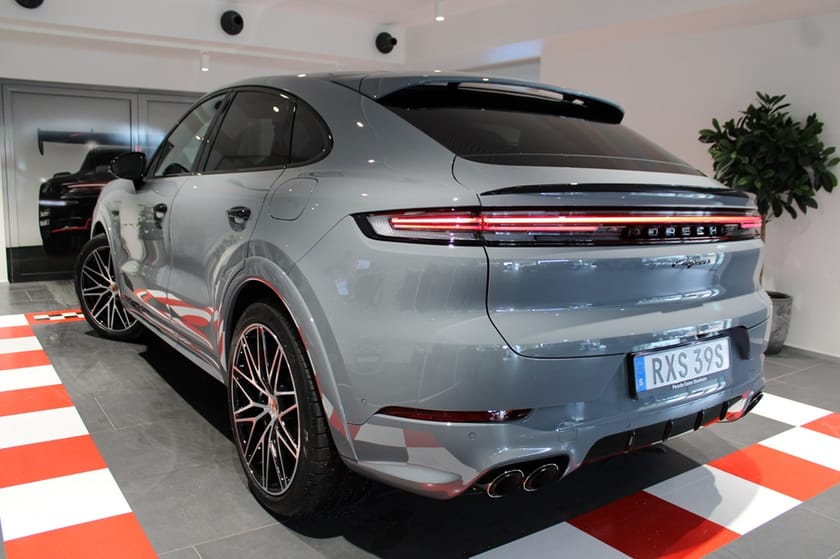 Bild 2 av Porsche Cayenne E-Hybrid Coupé