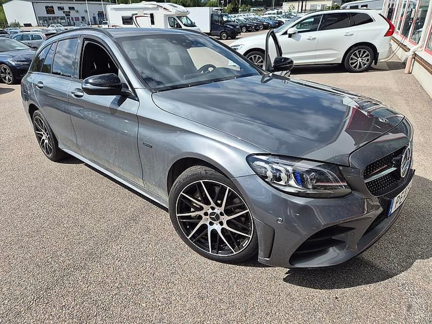 Bild 2 av Mercedes-Benz C 300 T de