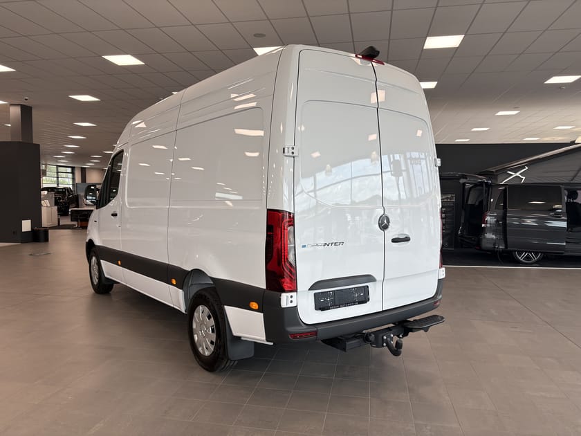 Bild 3 av Mercedes-Benz eSprinter 314 81 kWh