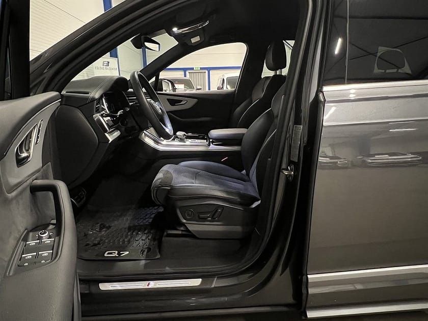 Bild 3 av Audi Q7 50 TDI quattro