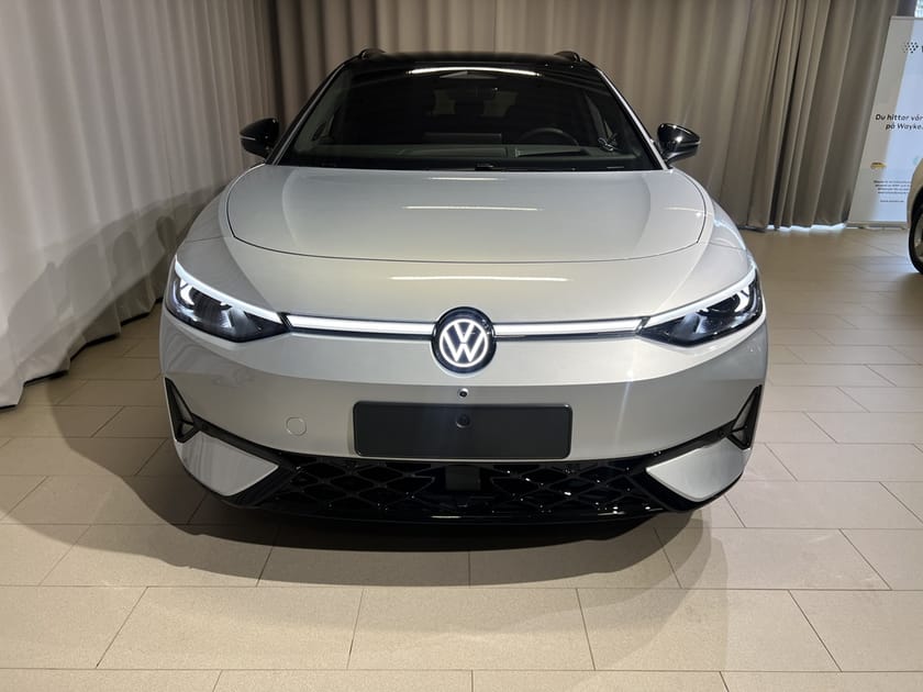 Bild 2 av Volkswagen ID.7 GTX Tourer