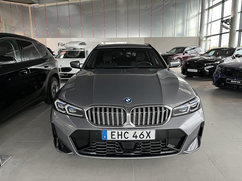 Bild 2 av BMW 330e Touring
