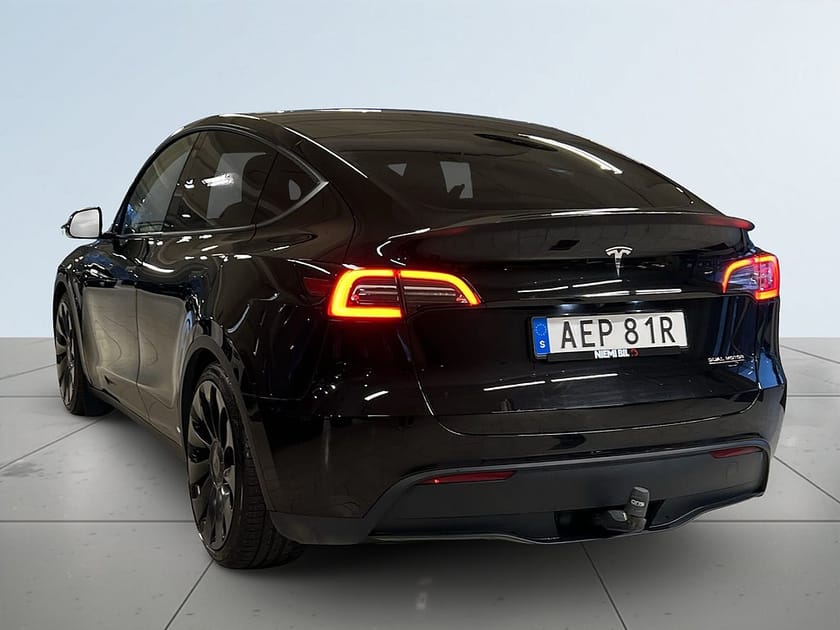 Bild 5 av Tesla Model Y Performance