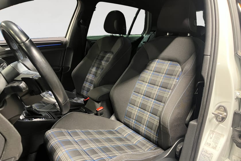 Bild 2 av Volkswagen Golf GTE