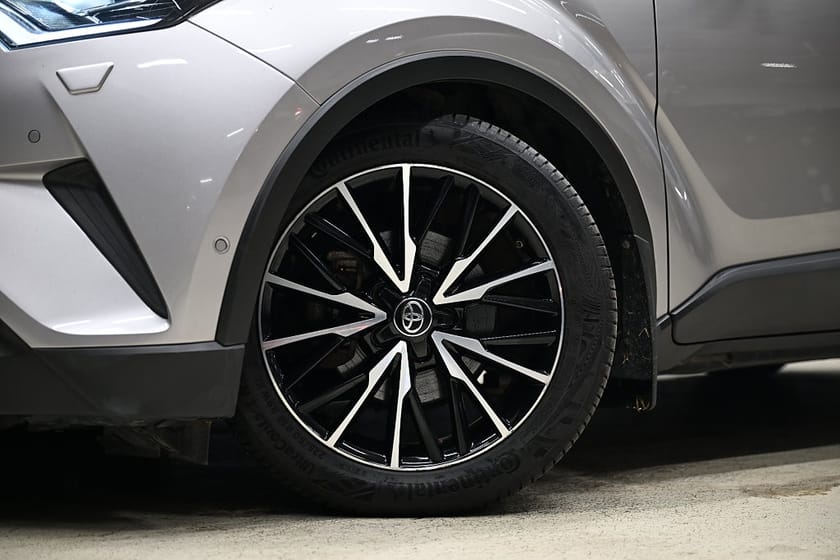 Bild 2 av Toyota C-HR Hybrid
