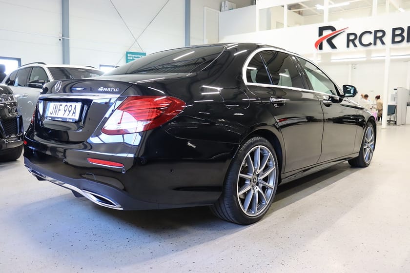 Bild 5 av Mercedes-Benz E 220 d 4MATIC