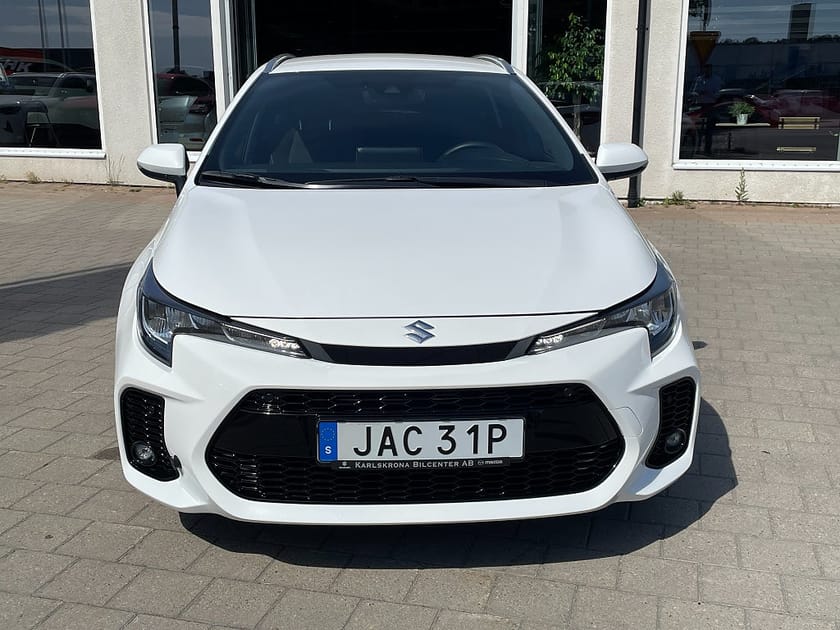 Bild 2 av Suzuki Swace Hybrid