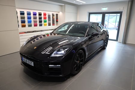 Porsche Panamera 4 E-Hybrid