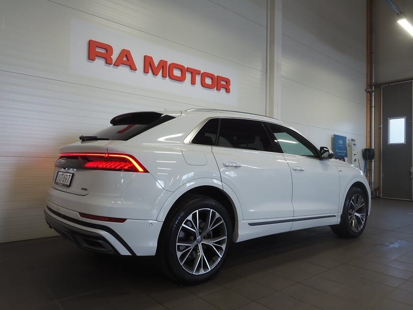 Bild 5 av Audi Q8 50 TDI quattro