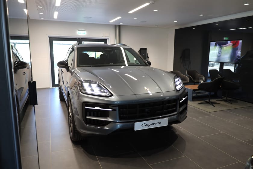 Bild 3 av Porsche Cayenne E-Hybrid