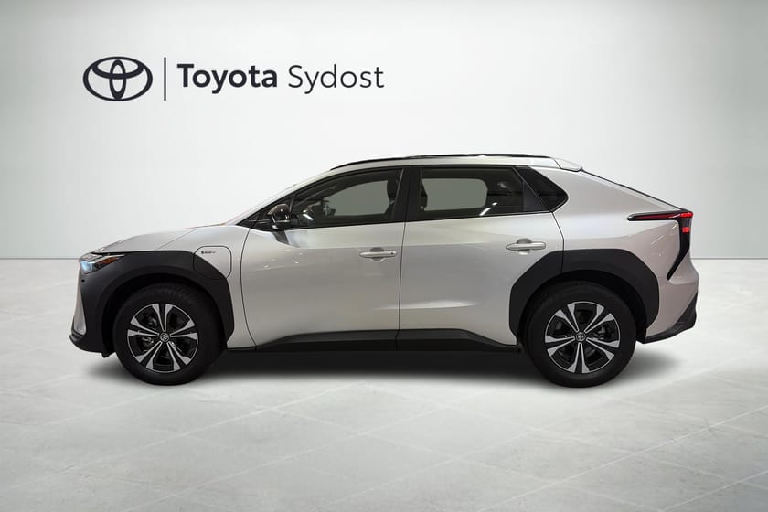 Bild 4 av Toyota bZ4X
