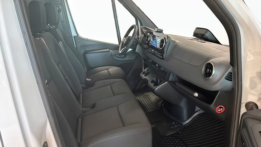 Bild 3 av Mercedes-Benz eSprinter 420 113 kWh