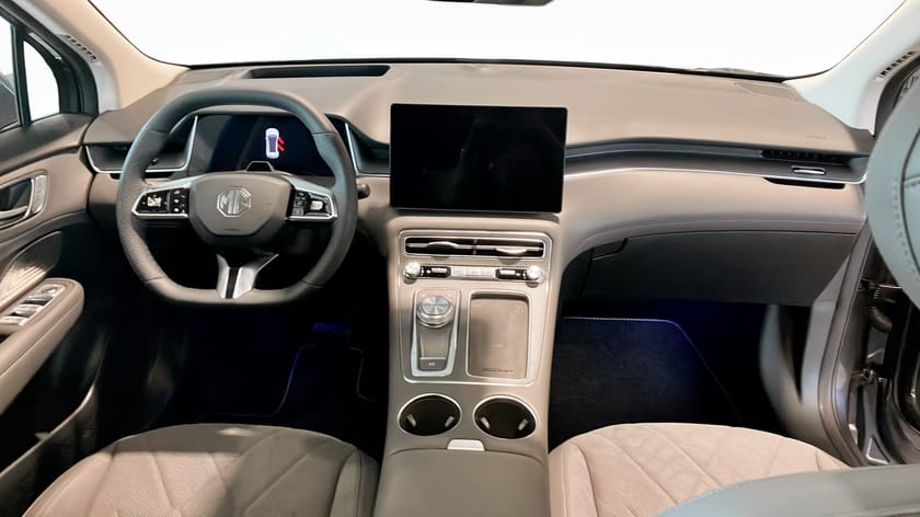Bild 4 av MG S6 EV Dual Motor