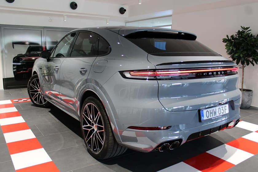 Bild 2 av Porsche Cayenne E-Hybrid Coupé