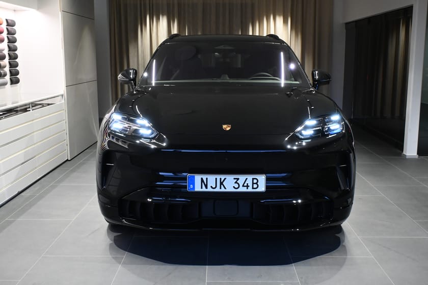 Bild 2 av Porsche Cayenne Electric