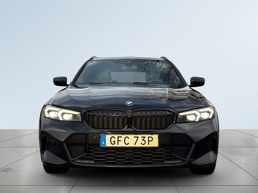 Bild 2 av BMW 330e xDrive Touring