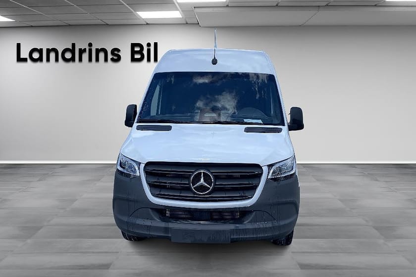 Bild 2 av Mercedes-Benz Sprinter 317 CDI RWD Panel Van