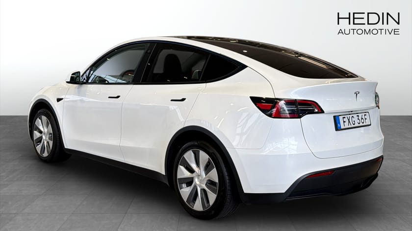 Bild 2 av Tesla Model Y Standard Range RWD