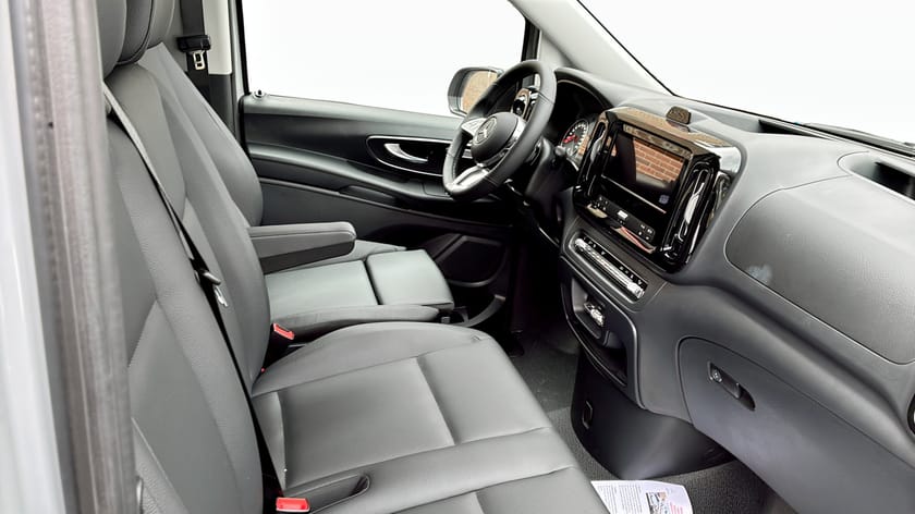 Bild 3 av Mercedes-Benz Vito 119 CDI 4x4 3.0t