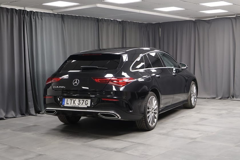Bild 2 av Mercedes-Benz CLA 250 e Shooting Brake