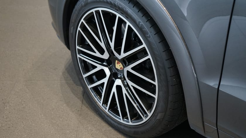 Bild 3 av Porsche Cayenne E-Hybrid Coupé