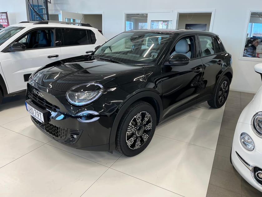 Bild 1 av Fiat 600 Hybrid