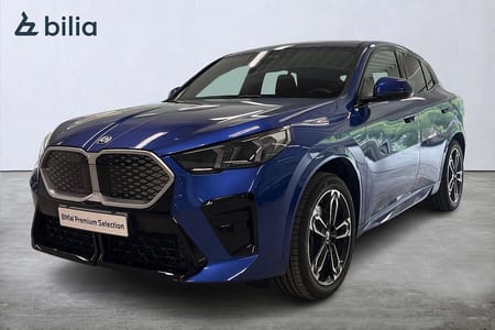 BMW iX2 xDrive30