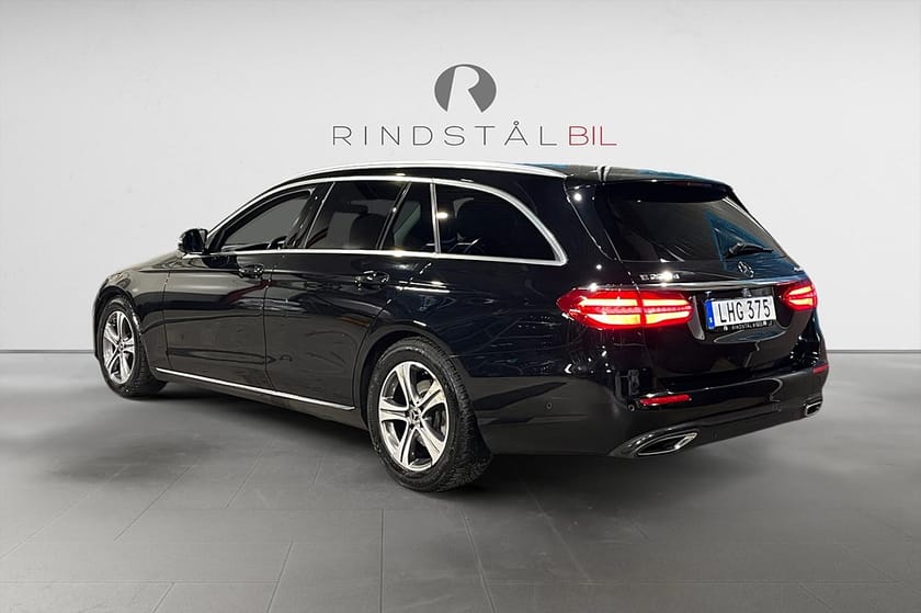 Bild 5 av Mercedes-Benz E 220 T d 4MATIC