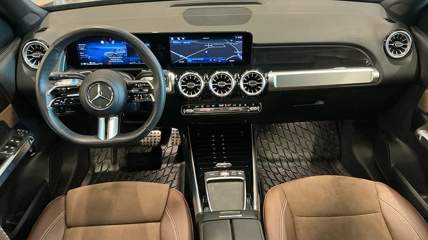 Bild 4 av Mercedes-Benz GLB 220 d 4MATIC