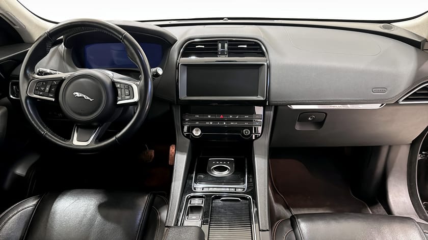 Bild 4 av Jaguar F-Pace 20d AWD