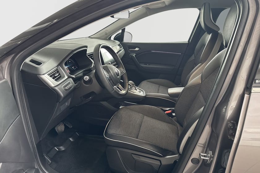 Bild 4 av Renault Captur E-TECH Plugin-Hybrid 160