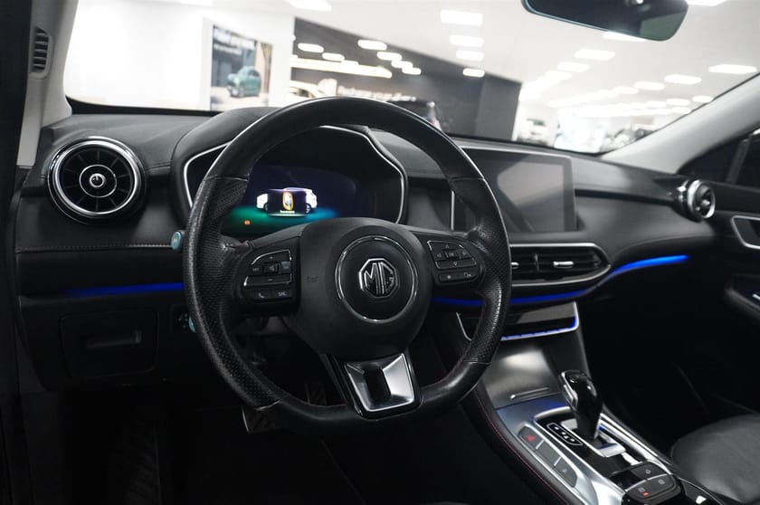 Bild 2 av MG EHS PHEV