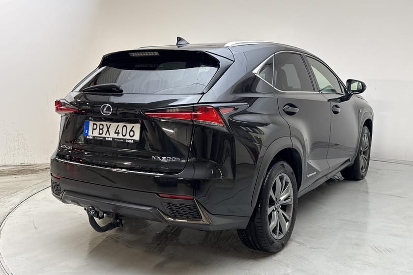 Bild 3 av Lexus NX 300h AWD